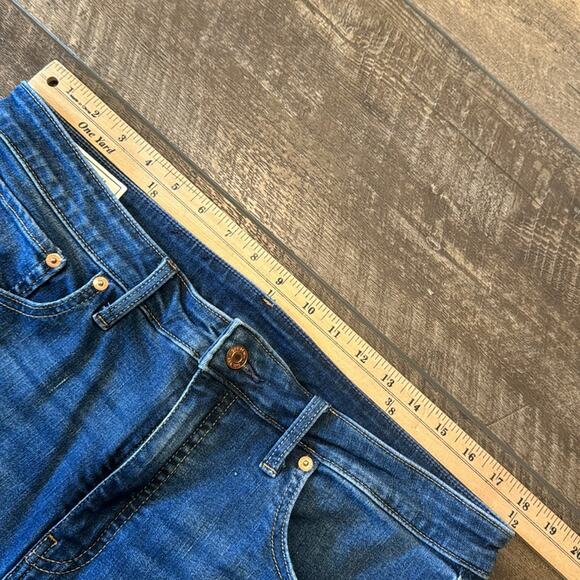 Gap Classic Straight Leg High Rise Raw Hem Jeans Size 33/16R - Picture 6 of 8